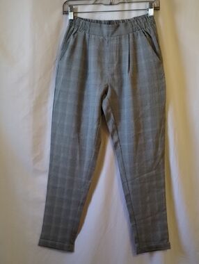 Women's Gray Plaid Pull-On Trousers
